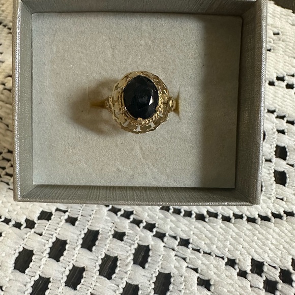 Beautiful Women Rings - Picture 4 of 4